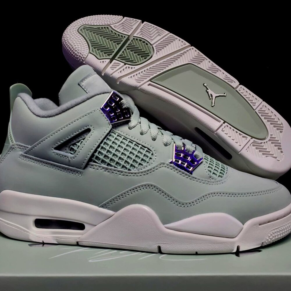Jordan 4 Retro Seafoam Sail (Women's)